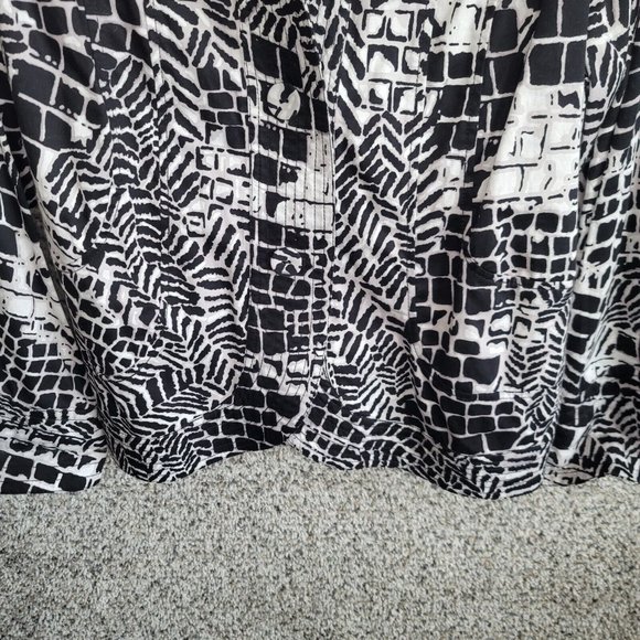 Chicos Jacket Womens 2 US Large Black Two Button Collared Printed Ladies - Picture 6 of 8